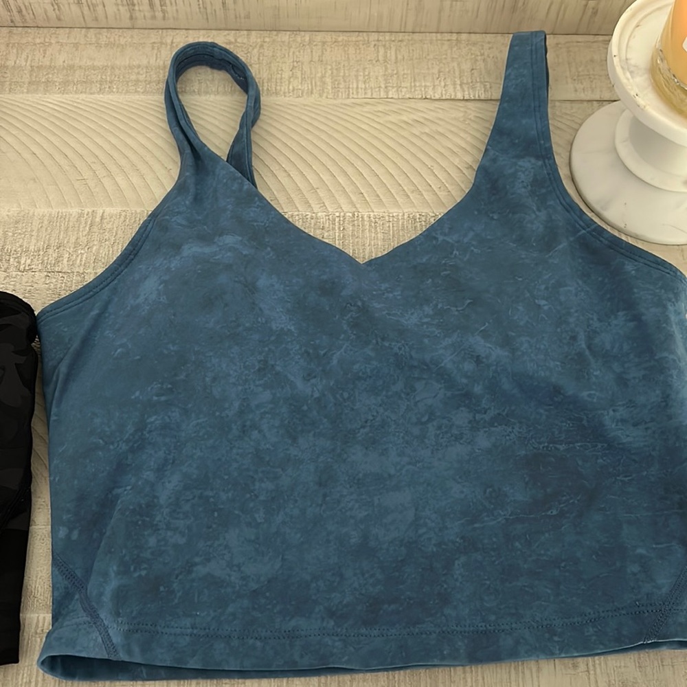 Amazon built in bra workout tops.